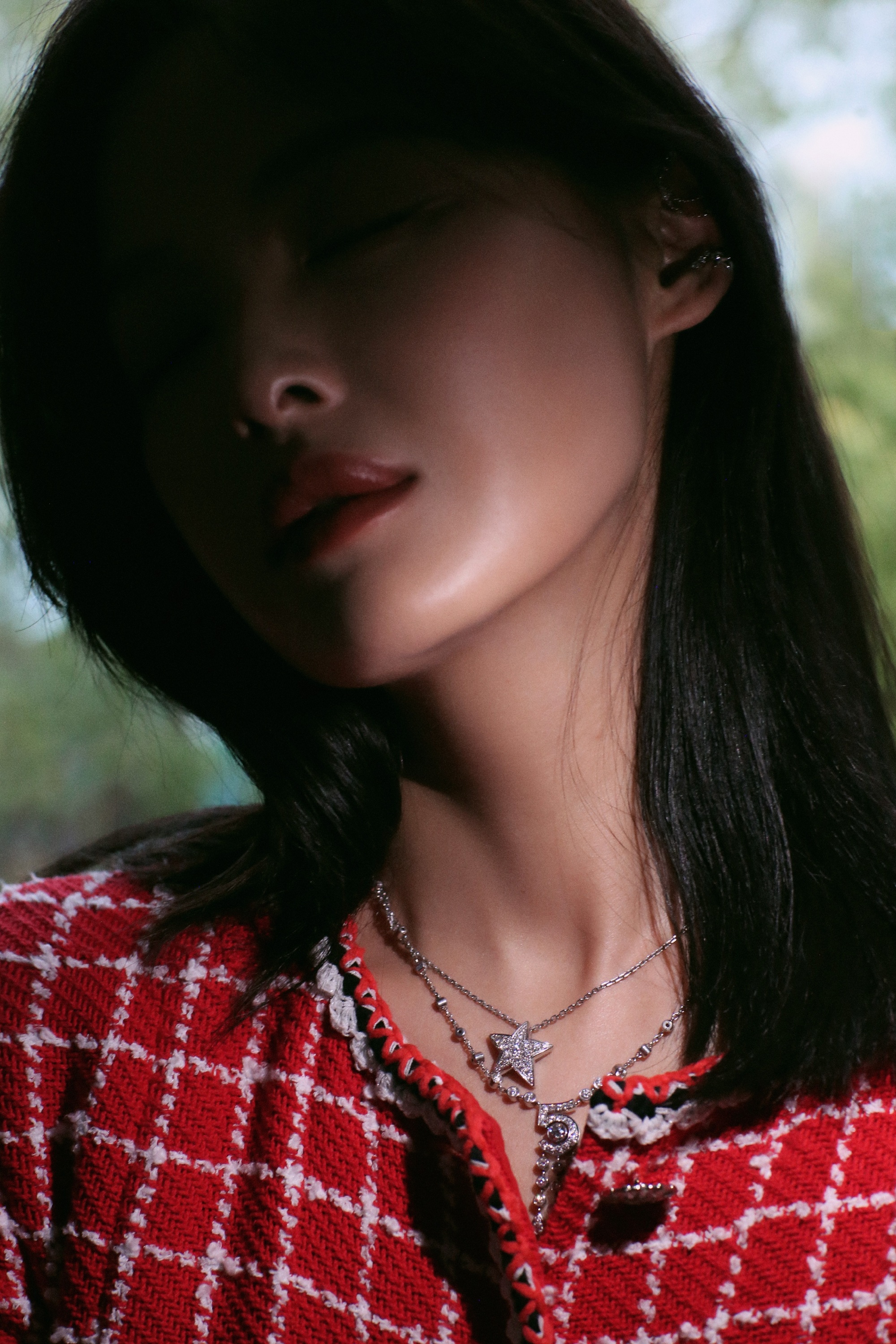 a66d0169ly8h9ib8481pwj22dc3k0e83.jpg 辛芷蕾新鲜CHANEL大片/芒果娱乐