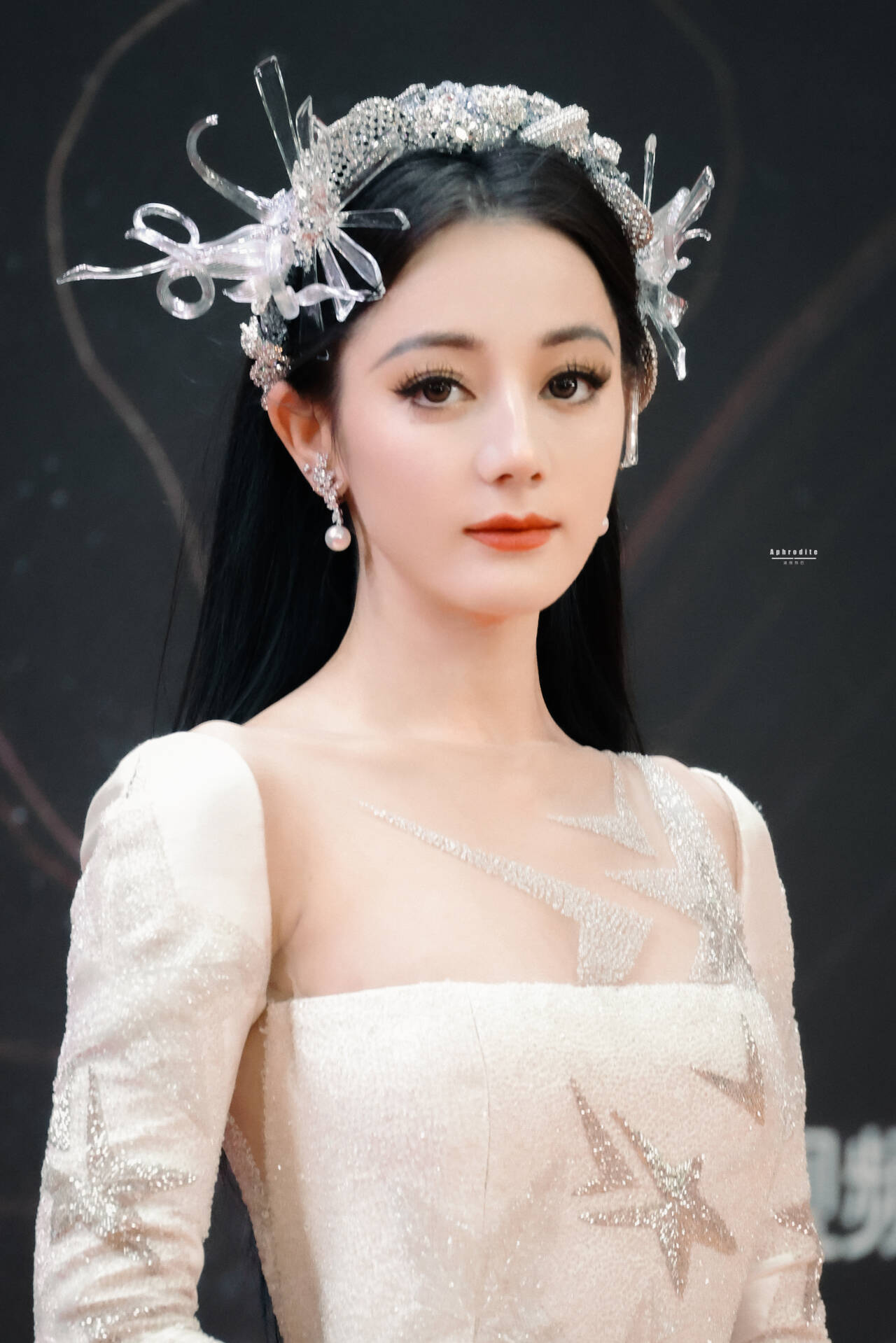 迪丽热巴星光大赏红毯 /芒果娱乐