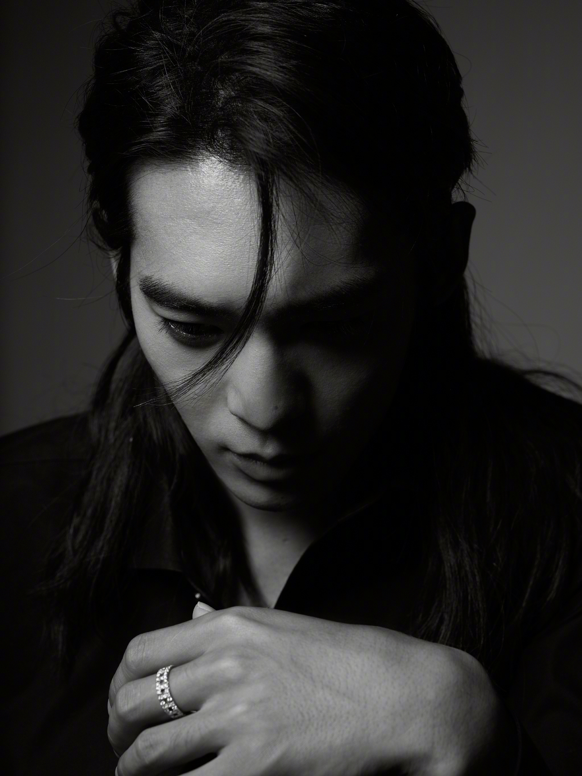 0023HfKBgy1heth6n0l55j62762xku0y02.jpg 于适演的姬发还包售后/芒果娱乐